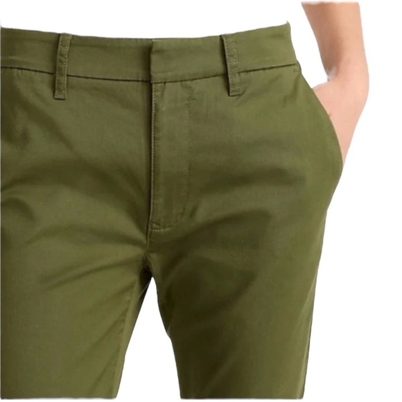 J. CREW Slim Boyfriend Chino Relaxed and Cropped in Olive Green Size 26 - Picture 3 of 10